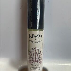 NYX Cream Lip Gloss Hydrating Shine